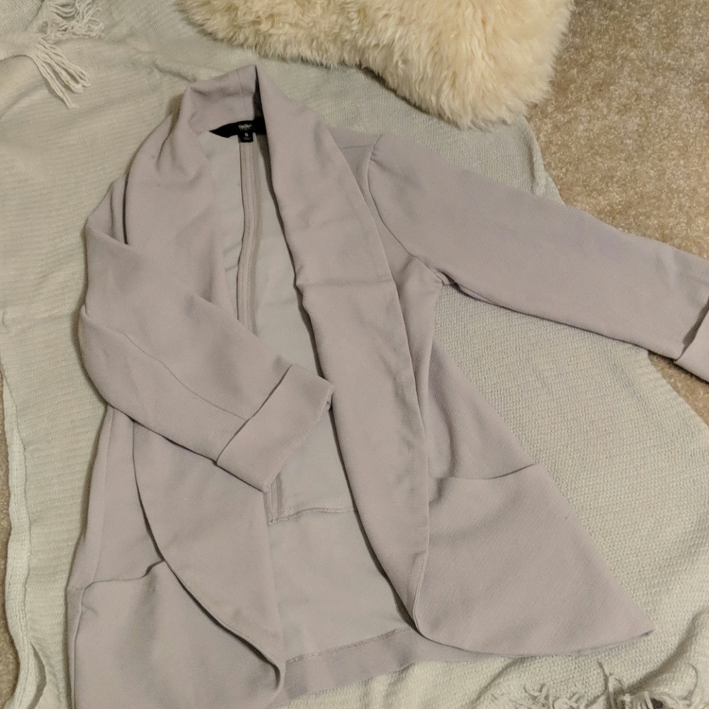 Gray blazer